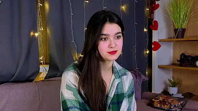 LuciKardos online show from March 2026 08:15:01 PM