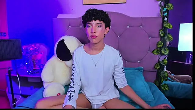 artemis jones online show from March 2026 06:41:02 PM