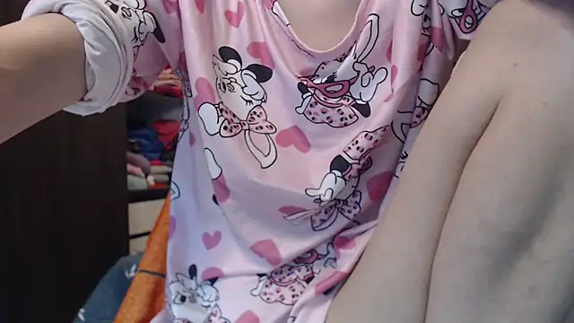 MessyQueen online show from April 2026 07:49:01 PM