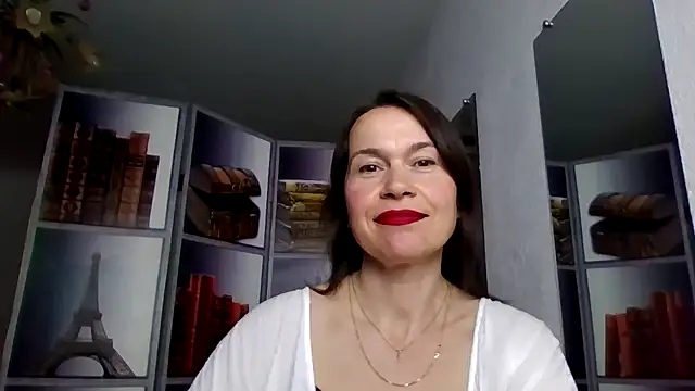 Selena Moo online show from April 2026 08:48:01 AM