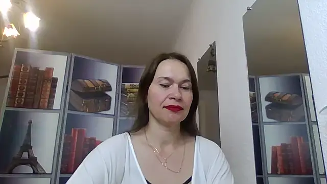 Selena Moo online show from May 2026 08:22:02 AM