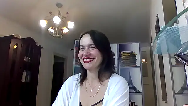 Selena Moo online show from May 2026 09:51:02 AM