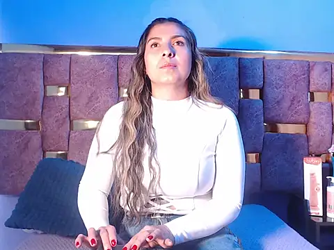 HELLEN MARK online show from March 2026 11:38:01 AM