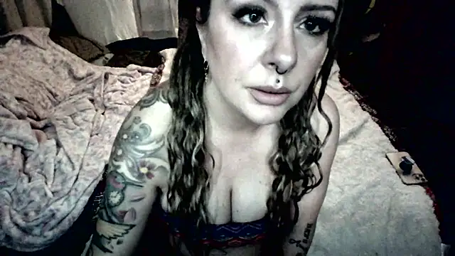 adirajade online show from March 2026 08:47:01 PM