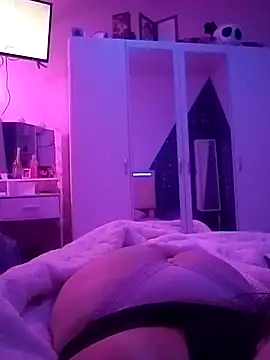 likiaaaaa online show from April 2026 09:23:02 PM