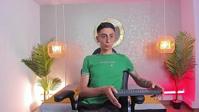 Gio carangi online show from May 2026 02:06:01 AM