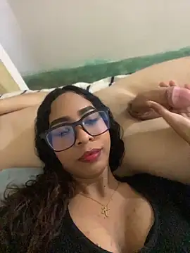 Midnightcatt online show from April 2026 01:30:01 AM