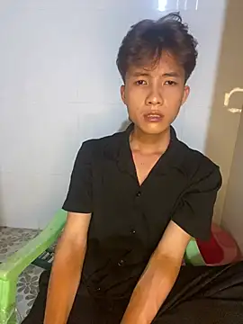 Snapshot of Nguyencuong1999 chatting on May 2026 01:16:02 PM Nguyencuong1999 online show from May 2026 01:16:02 PM