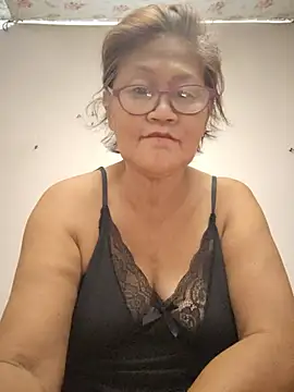 Sunflower1956 online show from May 2026 09:23:02 PM