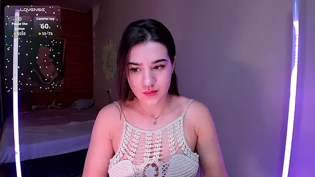 Elly  Green online show from March 2026 02:01:02 AM