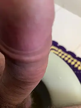 RafaelSilvaaa online show from April 2026 11:29:01 AM