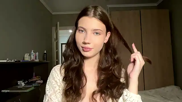 ShandyTreys online show from April 2026 12:03:02 PM