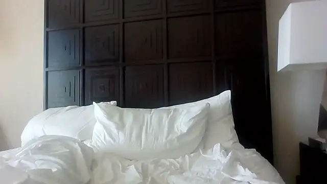 alejandro69420 online show from April 2026 04:04:01 PM