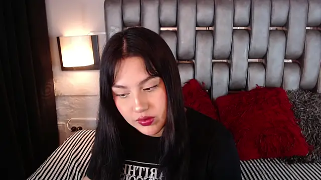 Sofiia Vega  online show from April 2026 11:49:01 AM