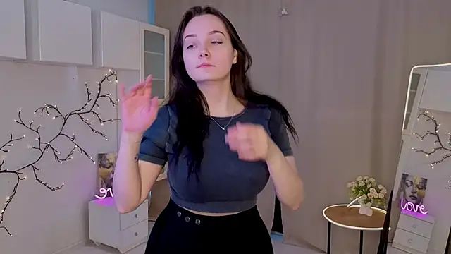 KaraNeagle online show from March 2026 06:14:01 AM