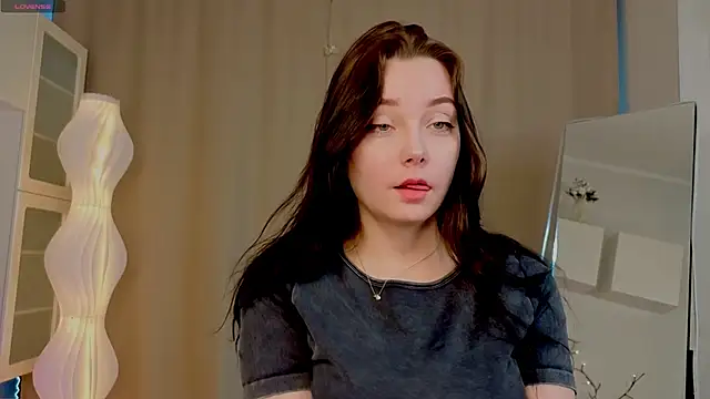 KaraNeagle online show from April 2026 06:09:01 AM