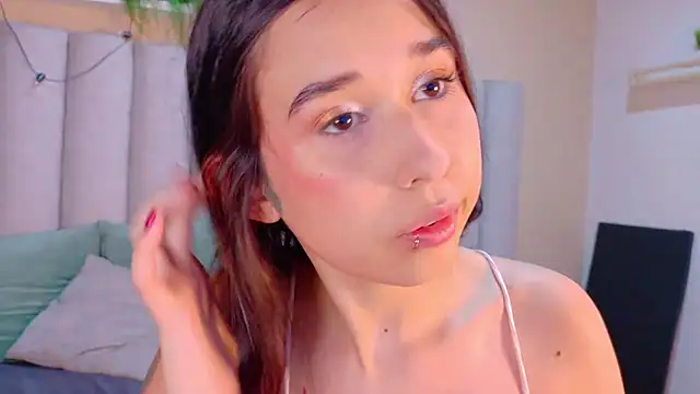 StarrMoon   online show from July 2026 02:49:02 AM