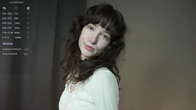 DellaLeck online show from April 2026 08:28:02 PM