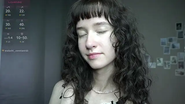 DellaLeck online show from July 2026 09:18:01 PM