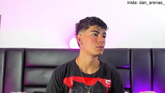 Duolust2 online show from April 2026 12:05:02 PM