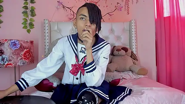 romeo laurient online show from April 2026 08:09:01 PM