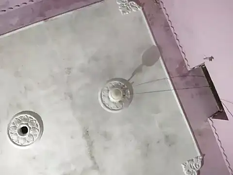 ALIZA FENDY online show from April 2026 06:05:02 PM