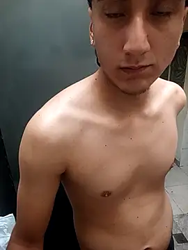 EsmeraldaNaim online show from April 2026 02:11:01 PM