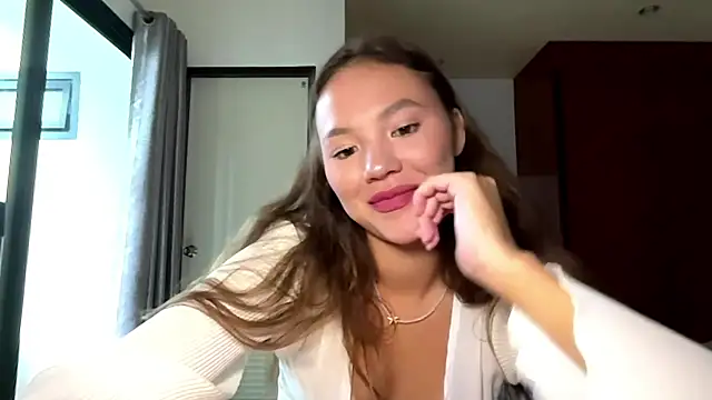 kamila 18 french online show from April 2026 06:19:01 AM