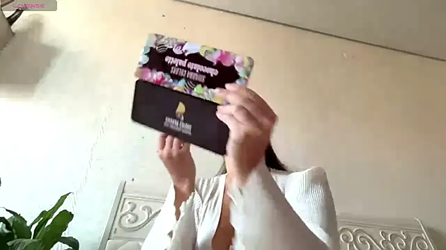 kamila 18 french online show from July 2026 03:13:02 AM