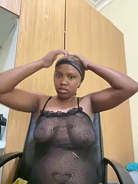 Prettiestheavenly online show from April 2026 12:25:01 PM