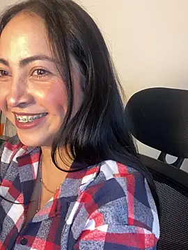 AlanaWesst online show from April 2026 08:32:01 PM