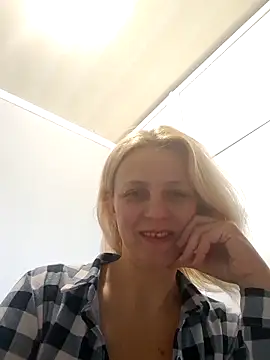 MiaLove183 online show from April 2026 08:20:01 AM