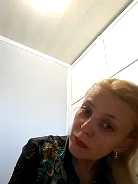 MiaLove183 online show from April 2026 08:35:02 AM