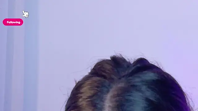 KylieVennet online show from April 2026 04:30:01 AM