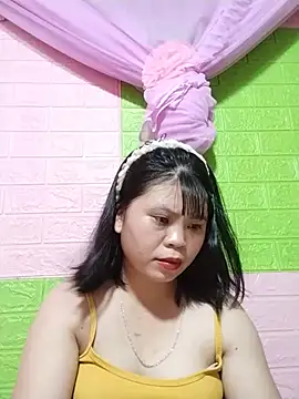 Snapshot of Dumi_009 chatting on June 2026 12:15:01 PM Dumi 009 online show from June 2026 12:15:01 PM