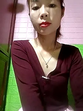 AmyLinee01 online show from April 2026 01:52:02 AM