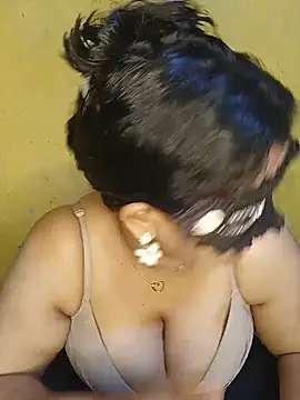Crushme cpl online show from June 2026 07:11:01 PM