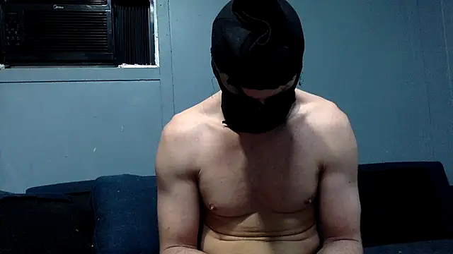 BWCloverboyy online show from April 2026 08:40:02 AM