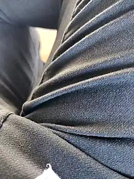 roselover2222 online show from April 2026 11:26:02 AM