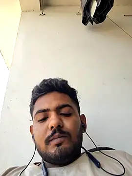 roselover2222 online show from April 2026 06:16:01 AM