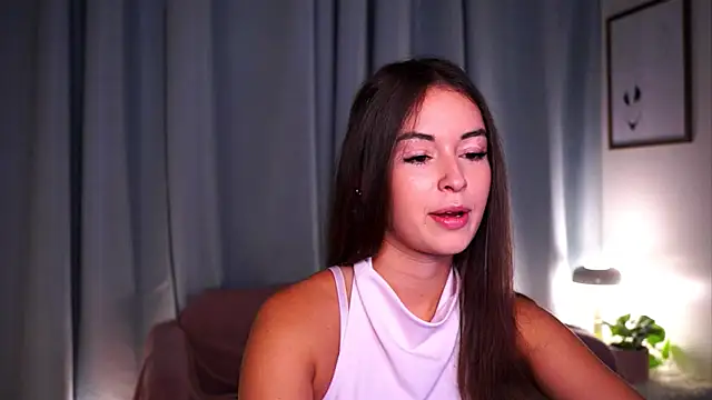 Snapshot of Fawnette chatting on July 2026 09:13:01 AM Fawnette online show from July 2026 09:13:01 AM