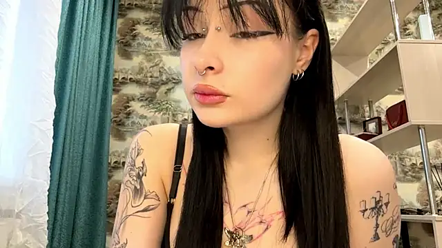 YoursinGoddes online show from April 2026 03:15:02 PM