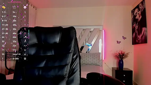 himiko togaa online show from April 2026 04:02:02 AM