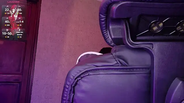 Carmillaa online show from April 2026 10:25:02 PM