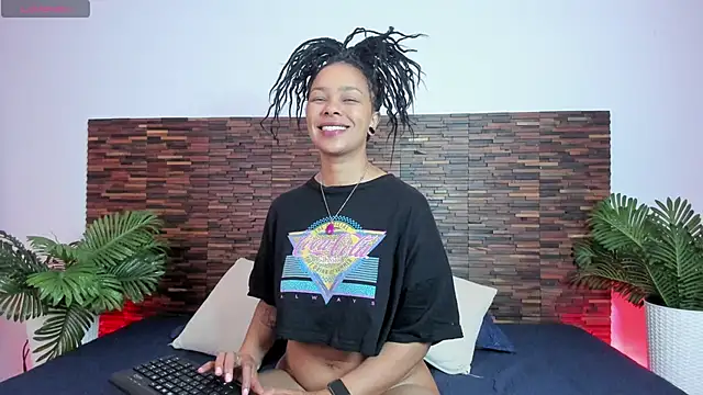 andreazoe online show from April 2026 02:34:01 PM