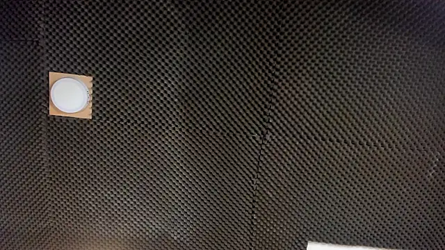 andreazoe online show from April 2026 01:56:02 PM