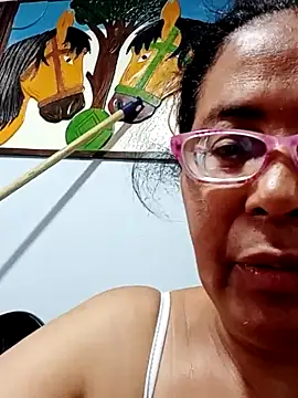 Snapshot of sexymomsn chatting on April 2026 02:59:02 PM sexymomsn online show from April 2026 02:59:02 PM