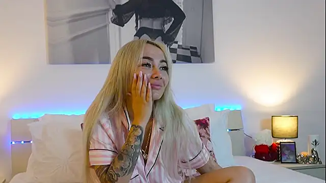 FrancescaGrayy online show from July 2026 04:44:01 PM
