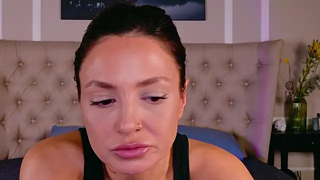 Alexa Stain online show from April 2026 08:06:02 PM