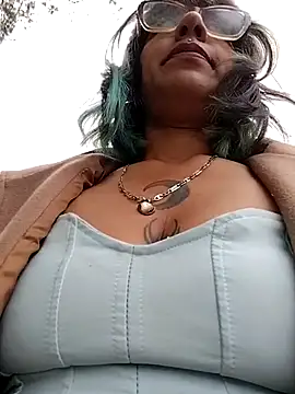 Abby 1-0 online show from April 2026 04:47:02 PM